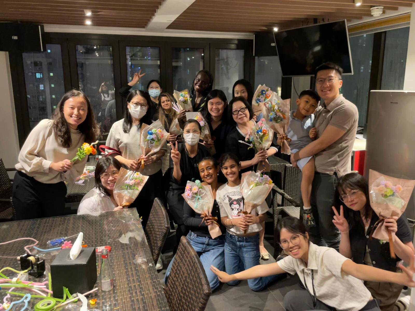 Twist & Bloom: Handmade Flower Workshop